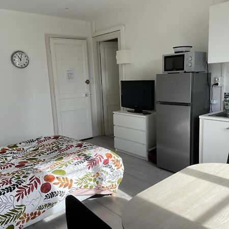 维泰勒Studio Meuble Et Lumineux 20M2公寓 外观 照片